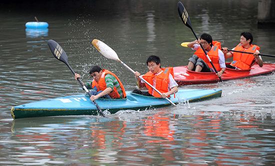 安吉团建漂流